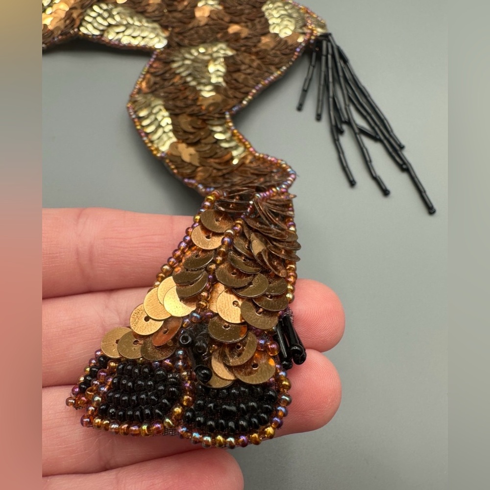 VTG Giant Giraffe Sequin Sew On Beaded Applique Around The Neck Collar Or Sleeve - Picture 9 of 16